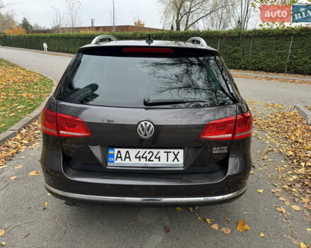 Коричневый Фольксваген Пассат, объемом двигателя 2 л и пробегом 290 тыс. км за 10500 $, фото 3 на Automoto.ua