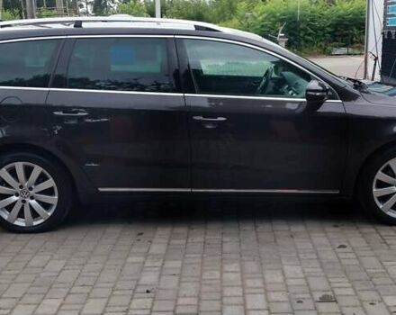 Коричневый Фольксваген Пассат, объемом двигателя 0 л и пробегом 235 тыс. км за 11700 $, фото 1 на Automoto.ua