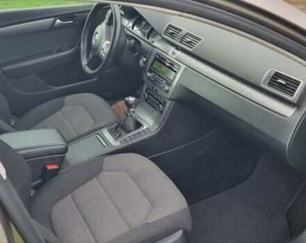 Коричневый Фольксваген Пассат, объемом двигателя 1.8 л и пробегом 214 тыс. км за 9000 $, фото 8 на Automoto.ua