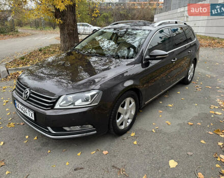 Коричневый Фольксваген Пассат, объемом двигателя 2 л и пробегом 290 тыс. км за 10500 $, фото 6 на Automoto.ua