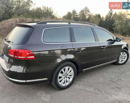 Коричневый Фольксваген Пассат, объемом двигателя 1.97 л и пробегом 310 тыс. км за 10999 $, фото 8 на Automoto.ua