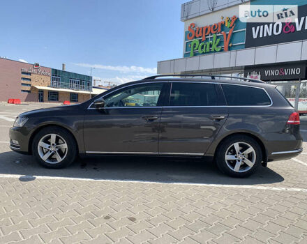 Коричневий Фольксваген Пассат, об'ємом двигуна 2 л та пробігом 265 тис. км за 9499 $, фото 17 на Automoto.ua