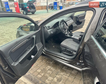 Коричневый Фольксваген Пассат, объемом двигателя 2 л и пробегом 325 тыс. км за 10500 $, фото 13 на Automoto.ua