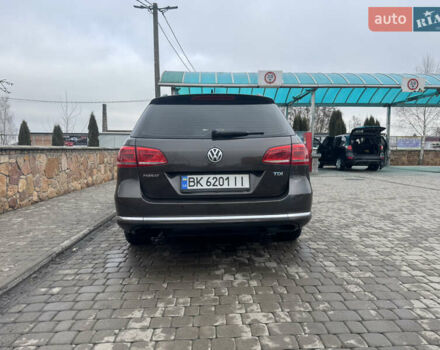 Коричневый Фольксваген Пассат, объемом двигателя 2 л и пробегом 325 тыс. км за 10500 $, фото 8 на Automoto.ua