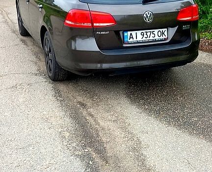 Коричневий Фольксваген Пассат, об'ємом двигуна 2 л та пробігом 320 тис. км за 10200 $, фото 4 на Automoto.ua