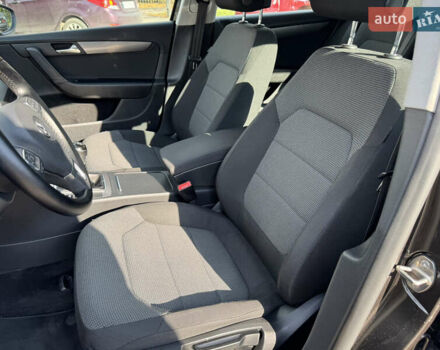 Коричневый Фольксваген Пассат, объемом двигателя 1.97 л и пробегом 238 тыс. км за 12800 $, фото 19 на Automoto.ua