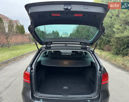 Коричневий Фольксваген Пассат, об'ємом двигуна 2 л та пробігом 217 тис. км за 12999 $, фото 94 на Automoto.ua