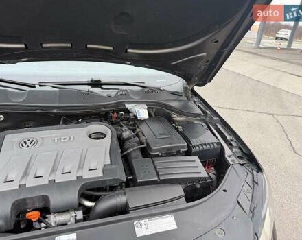 Коричневый Фольксваген Пассат, объемом двигателя 1.6 л и пробегом 250 тыс. км за 9999 $, фото 41 на Automoto.ua