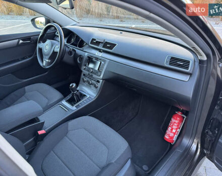 Коричневий Фольксваген Пассат, об'ємом двигуна 1.97 л та пробігом 239 тис. км за 12800 $, фото 29 на Automoto.ua