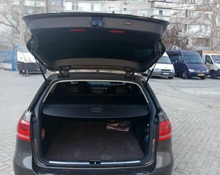 Коричневий Фольксваген Пассат, об'ємом двигуна 1.6 л та пробігом 232 тис. км за 10800 $, фото 11 на Automoto.ua