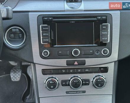 Коричневий Фольксваген Пассат, об'ємом двигуна 1.97 л та пробігом 239 тис. км за 12800 $, фото 20 на Automoto.ua