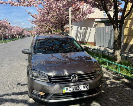 Коричневый Фольксваген Пассат, объемом двигателя 1.6 л и пробегом 245 тыс. км за 9600 $, фото 3 на Automoto.ua