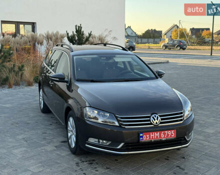 Коричневий Фольксваген Пассат, об'ємом двигуна 1.97 л та пробігом 239 тис. км за 12800 $, фото 3 на Automoto.ua