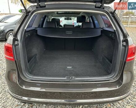 Коричневий Фольксваген Пассат, об'ємом двигуна 1.8 л та пробігом 229 тис. км за 9300 $, фото 13 на Automoto.ua