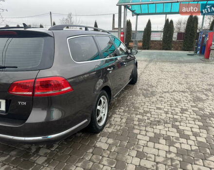 Коричневый Фольксваген Пассат, объемом двигателя 2 л и пробегом 325 тыс. км за 10500 $, фото 9 на Automoto.ua