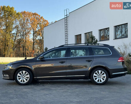 Коричневий Фольксваген Пассат, об'ємом двигуна 1.97 л та пробігом 239 тис. км за 12800 $, фото 7 на Automoto.ua