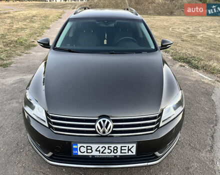 Коричневый Фольксваген Пассат, объемом двигателя 1.97 л и пробегом 310 тыс. км за 10999 $, фото 3 на Automoto.ua