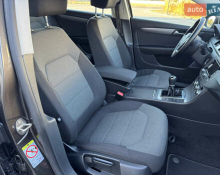 Коричневий Фольксваген Пассат, об'ємом двигуна 1.97 л та пробігом 239 тис. км за 12800 $, фото 28 на Automoto.ua