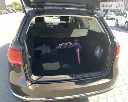 Коричневий Фольксваген Пассат, об'ємом двигуна 2 л та пробігом 265 тис. км за 9499 $, фото 5 на Automoto.ua