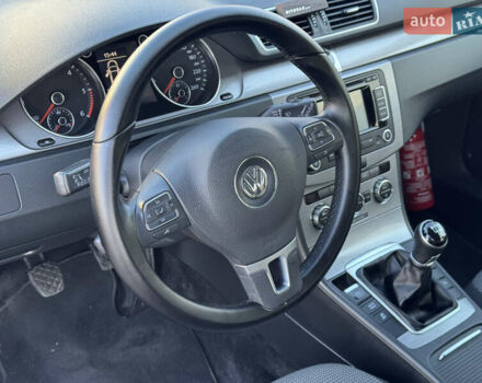 Коричневий Фольксваген Пассат, об'ємом двигуна 1.97 л та пробігом 239 тис. км за 12800 $, фото 17 на Automoto.ua