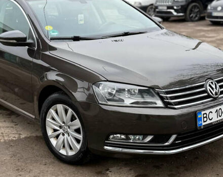 Коричневий Фольксваген Пассат, об'ємом двигуна 1.6 л та пробігом 284 тис. км за 9300 $, фото 4 на Automoto.ua