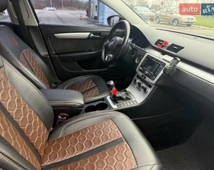 Коричневый Фольксваген Пассат, объемом двигателя 1.6 л и пробегом 250 тыс. км за 9999 $, фото 30 на Automoto.ua