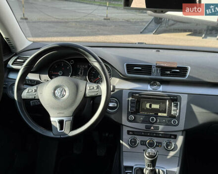 Коричневый Фольксваген Пассат, объемом двигателя 1.97 л и пробегом 238 тыс. км за 12800 $, фото 23 на Automoto.ua