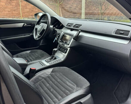 Коричневий Фольксваген Пассат, об'ємом двигуна 2 л та пробігом 217 тис. км за 12999 $, фото 73 на Automoto.ua