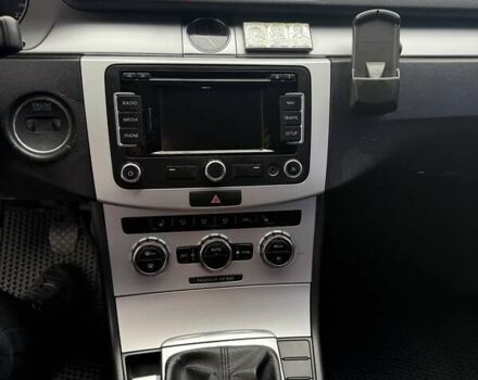 Коричневый Фольксваген Пассат, объемом двигателя 1.6 л и пробегом 250 тыс. км за 9999 $, фото 22 на Automoto.ua