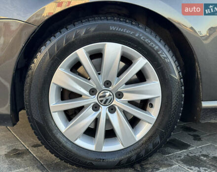 Коричневий Фольксваген Пассат, об'ємом двигуна 1.97 л та пробігом 239 тис. км за 12800 $, фото 34 на Automoto.ua