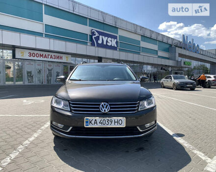 Коричневий Фольксваген Пассат, об'ємом двигуна 2 л та пробігом 265 тис. км за 9499 $, фото 16 на Automoto.ua