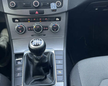 Коричневый Фольксваген Пассат, объемом двигателя 1.6 л и пробегом 284 тыс. км за 8950 $, фото 5 на Automoto.ua