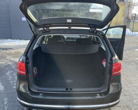 Коричневий Фольксваген Пассат, об'ємом двигуна 1.6 л та пробігом 284 тис. км за 8950 $, фото 5 на Automoto.ua