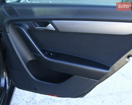 Коричневый Фольксваген Пассат, объемом двигателя 1.4 л и пробегом 217 тыс. км за 8800 $, фото 36 на Automoto.ua