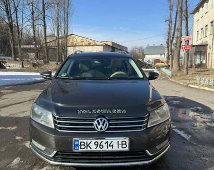 Коричневый Фольксваген Пассат, объемом двигателя 1.6 л и пробегом 280 тыс. км за 8899 $, фото 3 на Automoto.ua