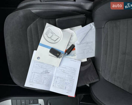 Коричневий Фольксваген Пассат, об'ємом двигуна 2 л та пробігом 217 тис. км за 12999 $, фото 95 на Automoto.ua