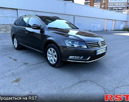 Коричневий Фольксваген Пассат, об'ємом двигуна 1.6 л та пробігом 250 тис. км за 8500 $, фото 1 на Automoto.ua