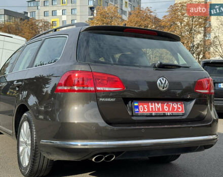 Коричневый Фольксваген Пассат, объемом двигателя 1.97 л и пробегом 238 тыс. км за 12800 $, фото 4 на Automoto.ua