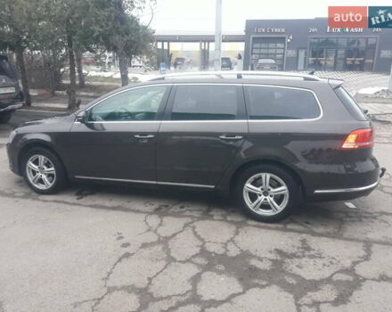 Коричневий Фольксваген Пассат, об'ємом двигуна 1.6 л та пробігом 330 тис. км за 8800 $, фото 3 на Automoto.ua