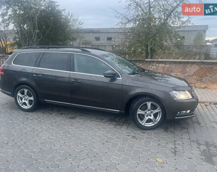 Коричневый Фольксваген Пассат, объемом двигателя 2 л и пробегом 325 тыс. км за 10500 $, фото 2 на Automoto.ua