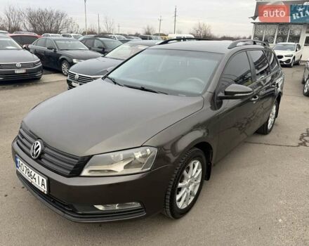 Коричневый Фольксваген Пассат, объемом двигателя 1.6 л и пробегом 250 тыс. км за 9999 $, фото 3 на Automoto.ua