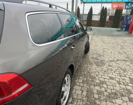 Коричневый Фольксваген Пассат, объемом двигателя 2 л и пробегом 325 тыс. км за 10500 $, фото 11 на Automoto.ua