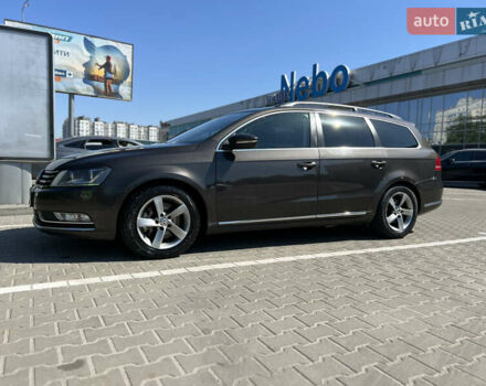 Коричневий Фольксваген Пассат, об'ємом двигуна 2 л та пробігом 265 тис. км за 9499 $, фото 25 на Automoto.ua