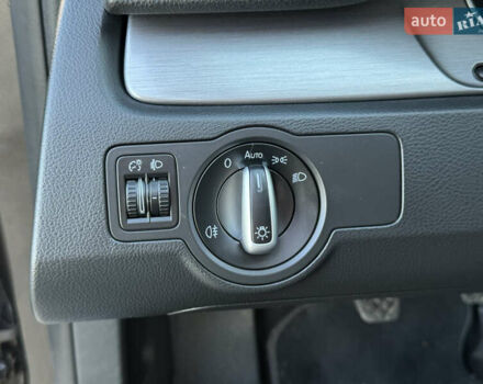 Коричневий Фольксваген Пассат, об'ємом двигуна 1.97 л та пробігом 239 тис. км за 12800 $, фото 18 на Automoto.ua