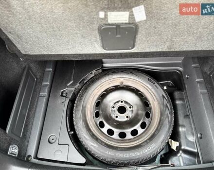 Коричневий Фольксваген Пассат, об'ємом двигуна 2 л та пробігом 267 тис. км за 10999 $, фото 57 на Automoto.ua