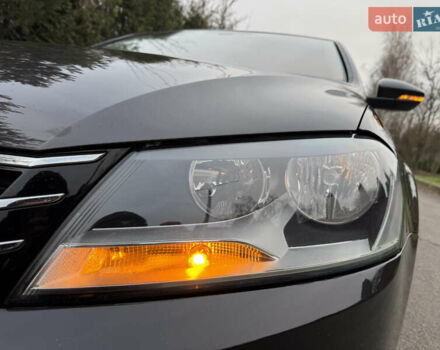 Коричневий Фольксваген Пассат, об'ємом двигуна 2 л та пробігом 217 тис. км за 12999 $, фото 30 на Automoto.ua