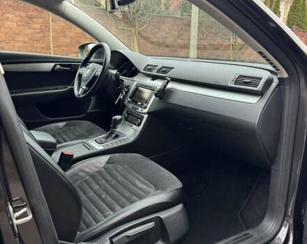 Коричневий Фольксваген Пассат, об'ємом двигуна 2 л та пробігом 217 тис. км за 12999 $, фото 71 на Automoto.ua