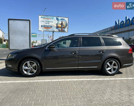 Коричневий Фольксваген Пассат, об'ємом двигуна 2 л та пробігом 265 тис. км за 9499 $, фото 24 на Automoto.ua