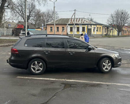 Коричневый Фольксваген Пассат, объемом двигателя 1.6 л и пробегом 285 тыс. км за 8200 $, фото 6 на Automoto.ua