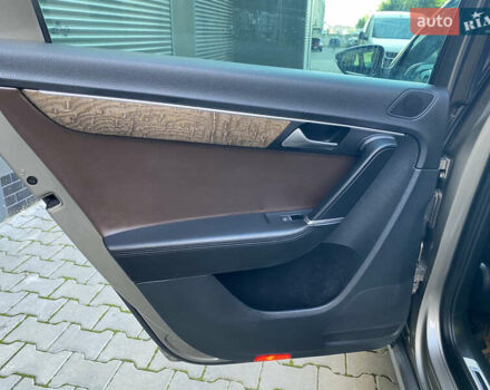 Коричневый Фольксваген Пассат, объемом двигателя 1.97 л и пробегом 347 тыс. км за 10800 $, фото 33 на Automoto.ua